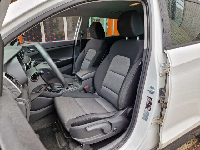 Hyundai Tucson 2020 1,6 CRDi 136 hv 48V hybrid 4WD 7-DCT-aut Comfort / Navigointi / Peruutuskamera / Keyless-Go