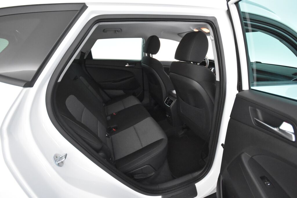 Hyundai Tucson 2020 1,6 CRDi 136 hv 48V hybrid 4WD 7-DCT-aut Comfort / Navigointi / Peruutuskamera / Keyless-Go