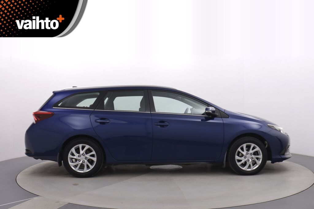Toyota Auris 2016 Touring Sports 1,2 T Active / Navigointi / Kamera / Lohkolämmitin