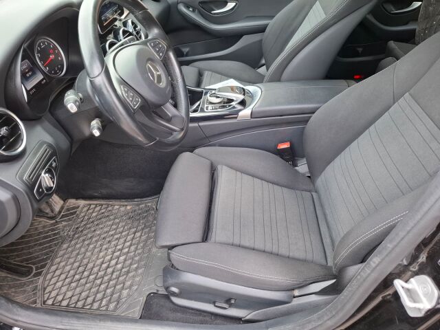 Mercedes-Benz C 2016 200 4Matic A Premium Business / Kuokku / Tutkat / Huippu siisti /