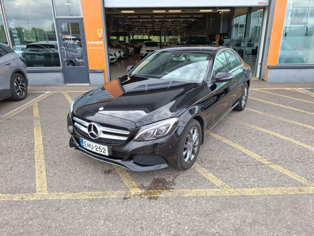 Mercedes-Benz C 2016 200 4Matic A Premium Business / Kuokku / Tutkat / Huippu siisti /