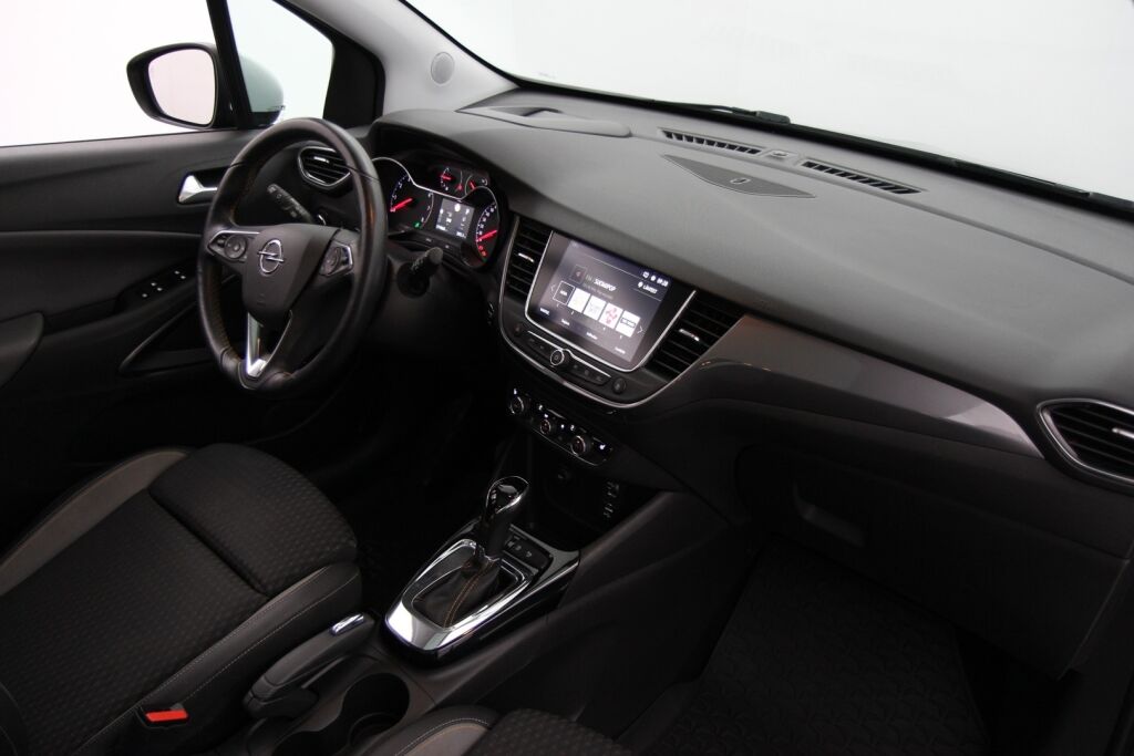Opel Crossland X 2017 Innovation 1,2 Automaatti Start/Stop 81 kW AT6 / Panoraama / HUD / Osanahat / Hyvä huoltohistoria /