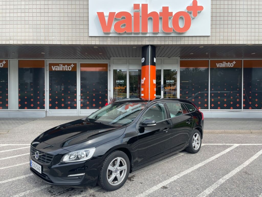 Volvo V60 2016 T3 Kinetic / Vetokoukku / Tutkat / Navigointi / Merkkihuollot