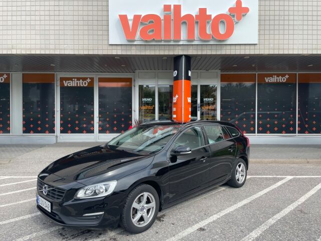Volvo V60 2016 T3 Kinetic / Vetokoukku / Tutkat / Navigointi / Merkkihuollot