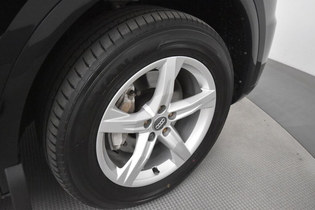 Audi Q5 2018 Business Sport 2,0 TDI 120 kW quattro S tronic / Webasto / Vetokoukku / Led-ajovalot / Urheiluistuimet