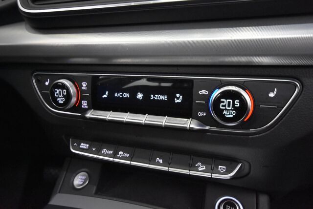 Audi Q5 2018 Business Sport 2,0 TDI 120 kW quattro S tronic / Webasto / Vetokoukku / Led-ajovalot / Urheiluistuimet