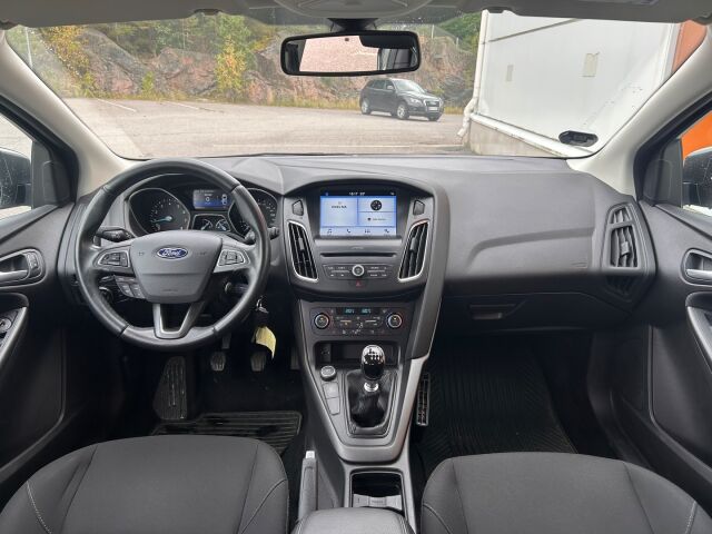 Ford Focus 2018 1,0 EcoBoost 125 hv Start/Stop M6 Edition 5-ovinen / 1-om. Suomiauto / Tutka / Lohko + sisä