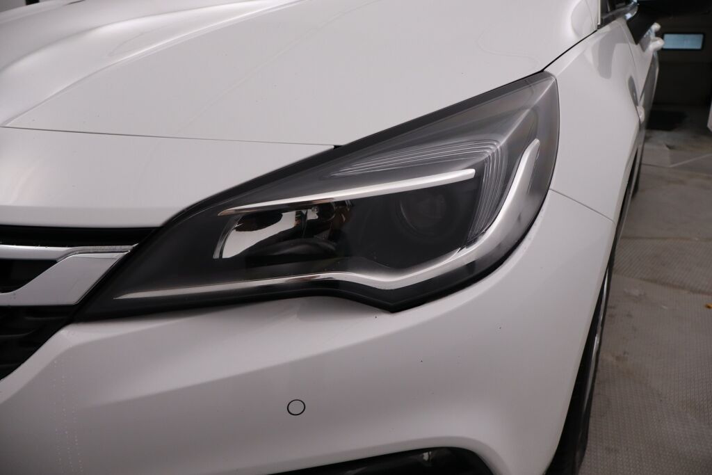 Opel Astra 2018 Sports Tourer Enjoy 1,0 Turbo ecoFLEX Start/Stop 77kW MT5 / Tutkat / Sadetunnistin /