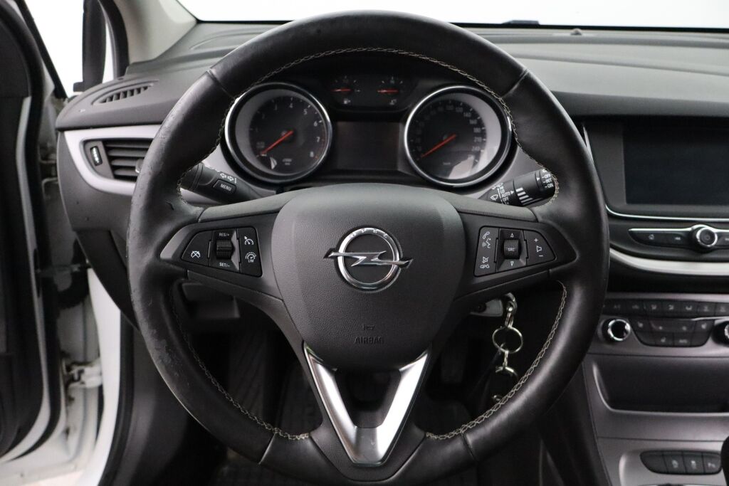 Opel Astra 2018 Sports Tourer Enjoy 1,0 Turbo ecoFLEX Start/Stop 77kW MT5 / Tutkat / Sadetunnistin /