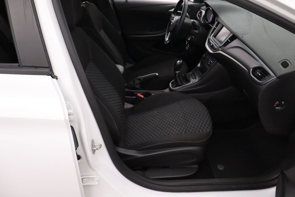 Opel Astra 2018 Sports Tourer Enjoy 1,0 Turbo ecoFLEX Start/Stop 77kW MT5 / Tutkat / Sadetunnistin /