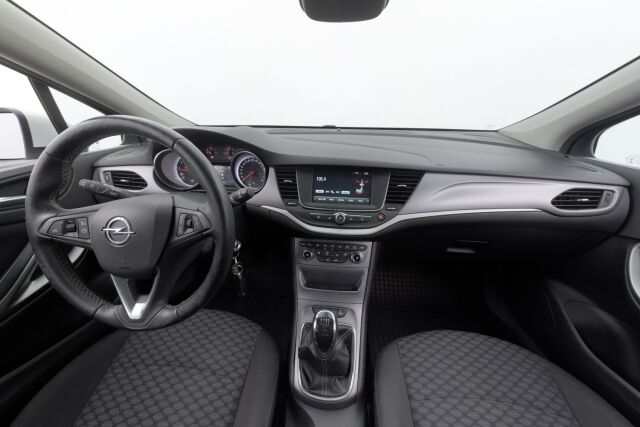 Opel Astra 2018 Sports Tourer Enjoy 1,0 Turbo ecoFLEX Start/Stop 77kW MT5 / Tutkat / Sadetunnistin /