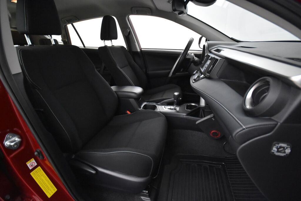 Toyota RAV4 2018 2,5 Hybrid AWD Active / Adapt. vakkari / Suomiauto / Vetokoukku / Lohkolämmitin / Peruutuskamera / Kaistavahti