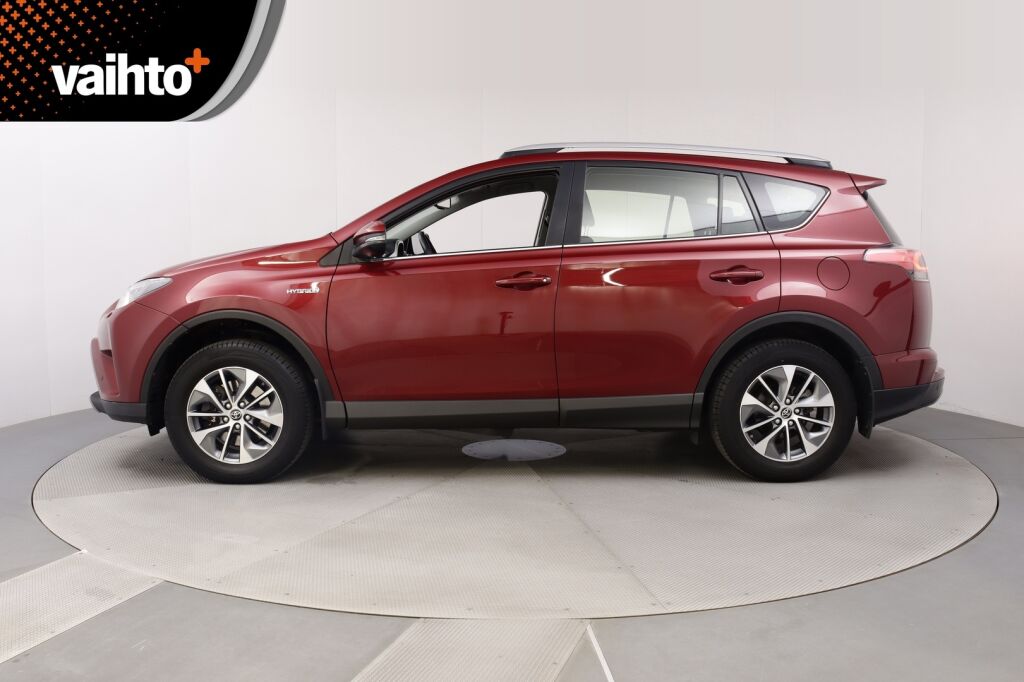 Toyota RAV4 2018 2,5 Hybrid AWD Active / Adapt. vakkari / Suomiauto / Vetokoukku / Lohkolämmitin / Peruutuskamera / Kaistavahti