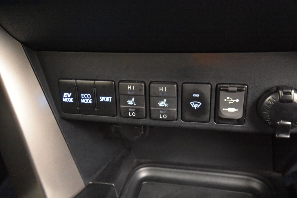 Toyota RAV4 2018 2,5 Hybrid AWD Active / Adapt. vakkari / Suomiauto / Vetokoukku / Lohkolämmitin / Peruutuskamera / Kaistavahti