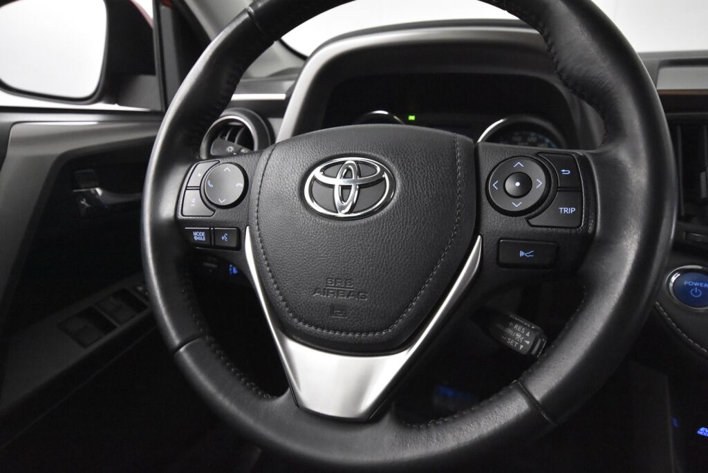 Toyota RAV4 2018 2,5 Hybrid AWD Active / Adapt. vakkari / Suomiauto / Vetokoukku / Lohkolämmitin / Peruutuskamera / Kaistavahti