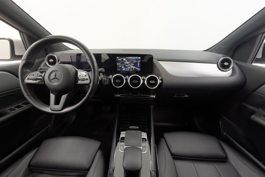 Mercedes-Benz B 2019 180 d A Launch Edition Pro / Navi / Kamera / Lämmitin / Suomiauto - RAHOITUS TÄHÄN AUTOON VAIN 3.99% - 