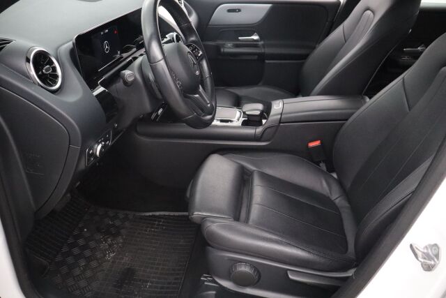 Mercedes-Benz B 2019 180 d A Launch Edition Pro / Navi / Kamera / Lämmitin / Suomiauto - RAHOITUS TÄHÄN AUTOON VAIN 3.99% - 