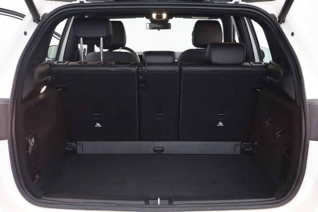 Mercedes-Benz B 2019 180 d A Launch Edition Pro / Navi / Kamera / Lämmitin / Suomiauto - RAHOITUS TÄHÄN AUTOON VAIN 3.99% - 
