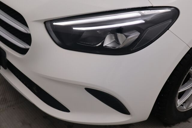 Mercedes-Benz B 2019 180 d A Launch Edition Pro / Navi / Kamera / Lämmitin / Suomiauto - RAHOITUS TÄHÄN AUTOON VAIN 3.99% - 