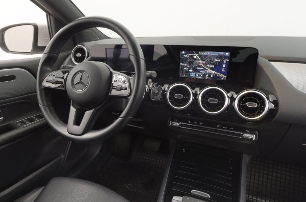 Mercedes-Benz B 2019 180 d A Launch Edition Pro / Navi / Kamera / Lämmitin / Suomiauto - RAHOITUS TÄHÄN AUTOON VAIN 3.99% - 