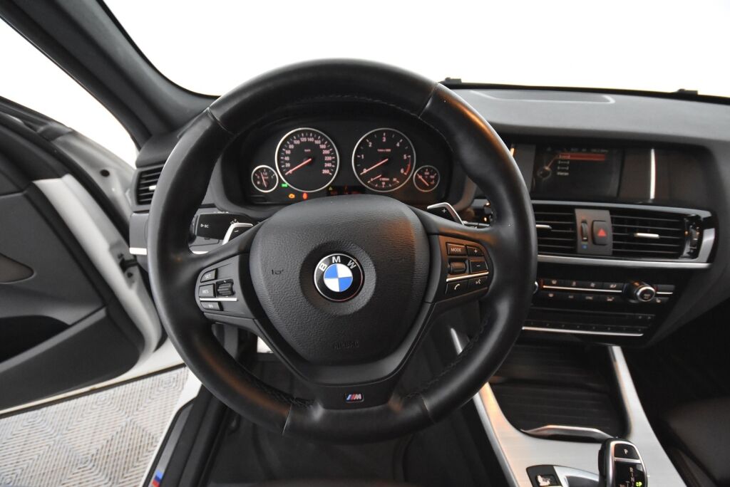 BMW X3 2015 F25 xDrive30d TwinPower Turbo A Business LCI M Sport / Webasto / Nahkaverhoilu / Peruutustutkat / Bi Xenon