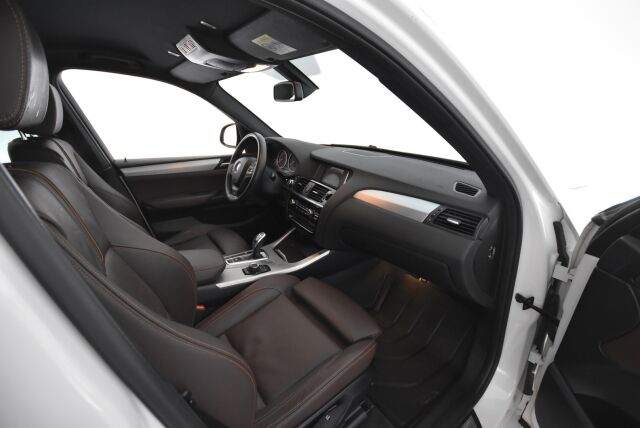 BMW X3 2015 F25 xDrive30d TwinPower Turbo A Business LCI M Sport / Webasto / Nahkaverhoilu / Peruutustutkat / Bi Xenon