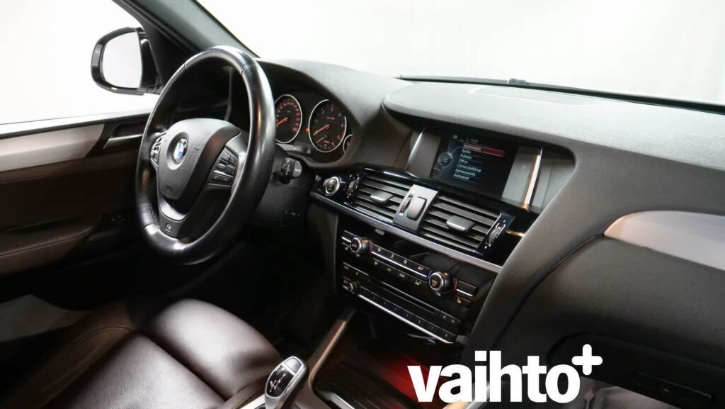 BMW X3 2015 F25 xDrive30d TwinPower Turbo A Business LCI M Sport / Webasto / Nahkaverhoilu / Peruutustutkat / Bi Xenon