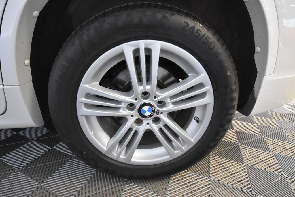 BMW X3 2015 F25 xDrive30d TwinPower Turbo A Business LCI M Sport / Webasto / Nahkaverhoilu / Peruutustutkat / Bi Xenon