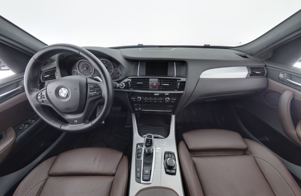 BMW X3 2015 F25 xDrive30d TwinPower Turbo A Business LCI M Sport / Webasto / Nahkaverhoilu / Peruutustutkat / Bi Xenon