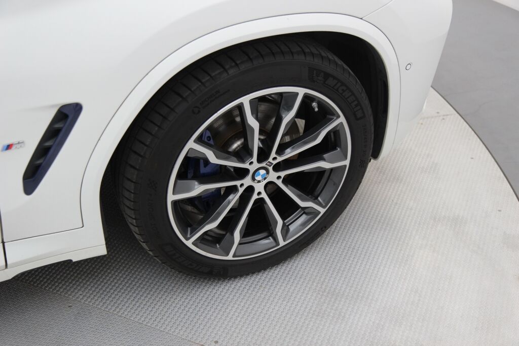BMW X3 2020 G01 xDrive 30e A Charged Edition M Sport / ACC / Comfort Access / Harman Kardon / 360-kamera / Vetokoukku