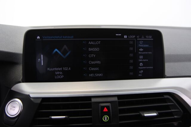 BMW X3 2020 G01 xDrive 30e A Charged Edition M Sport / ACC / Comfort Access / Harman Kardon / 360-kamera / Vetokoukku