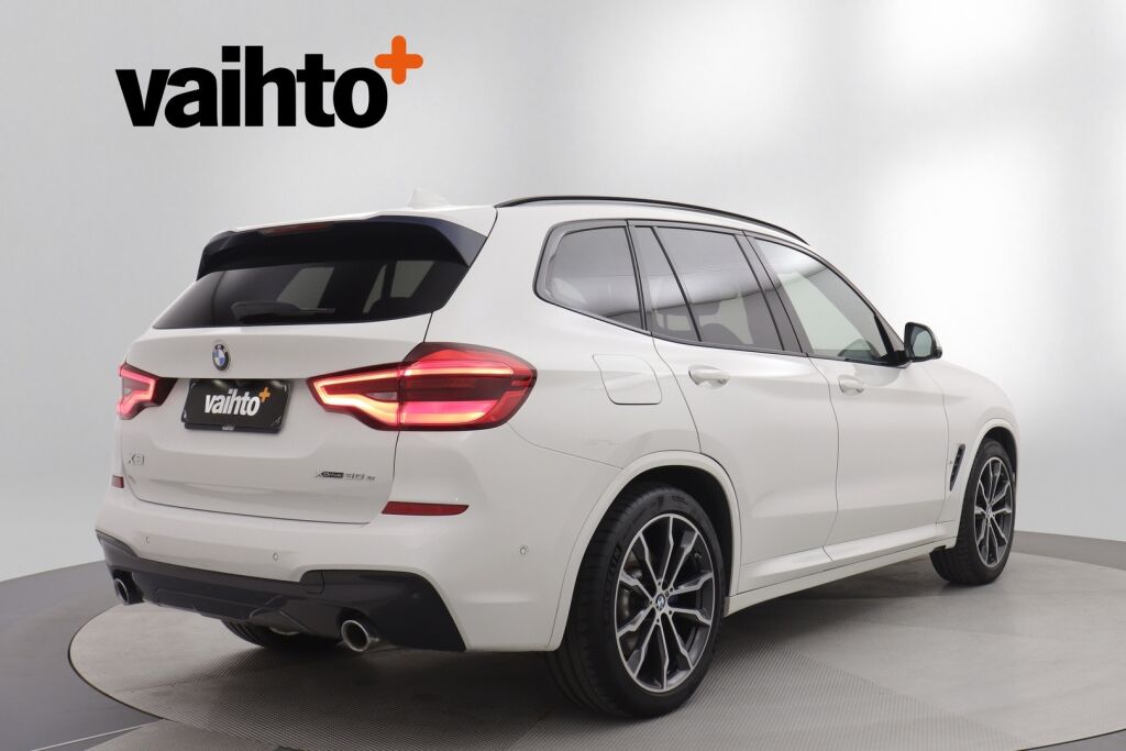 BMW X3 2020 G01 xDrive 30e A Charged Edition M Sport / ACC / Comfort Access / Harman Kardon / 360-kamera / Vetokoukku
