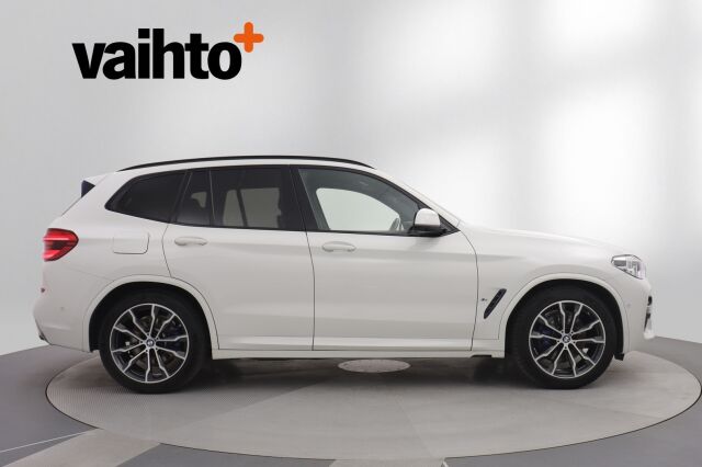 BMW X3 2020 G01 xDrive 30e A Charged Edition M Sport / ACC / Comfort Access / Harman Kardon / 360-kamera / Vetokoukku