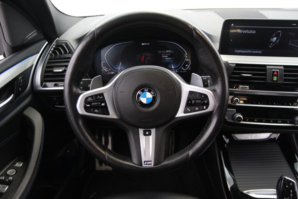 BMW X3 2020 G01 xDrive 30e A Charged Edition M Sport / ACC / Comfort Access / Harman Kardon / 360-kamera / Vetokoukku