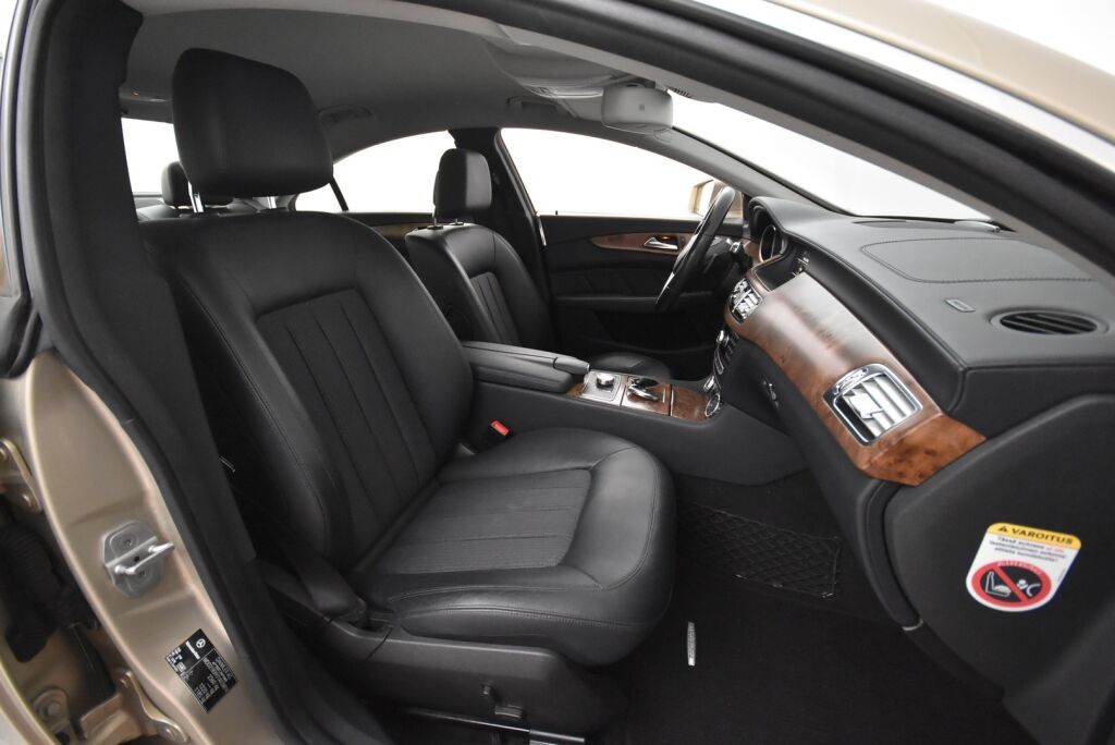 Mercedes-Benz CLS 2011 350 CDI BE 4Matic /Suomi-auto / Webasto
