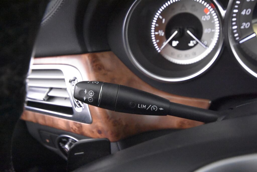 Mercedes-Benz CLS 2011 350 CDI BE 4Matic /Suomi-auto / Webasto