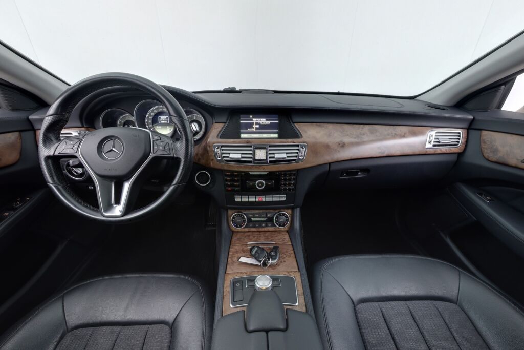 Mercedes-Benz CLS 2011 350 CDI BE 4Matic /Suomi-auto / Webasto