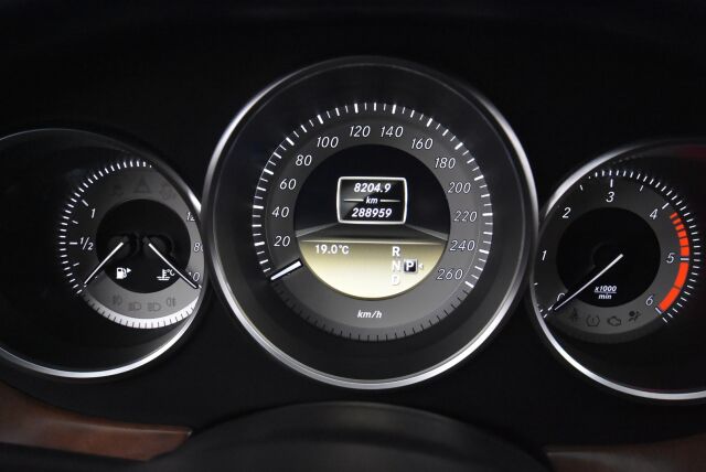 Mercedes-Benz CLS 2011 350 CDI BE 4Matic /Suomi-auto / Webasto