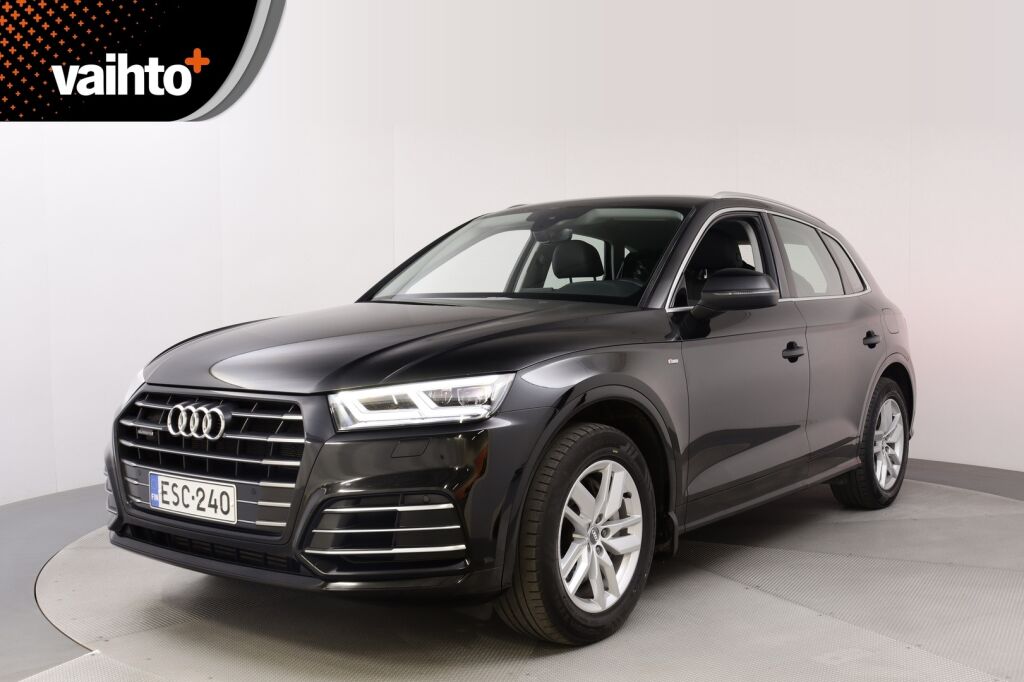 Audi Q5 2020 Launch Edition 55 TFSI e quattro S tronic / Keyles entry / Vakkari / Koukku / Tutkat /
