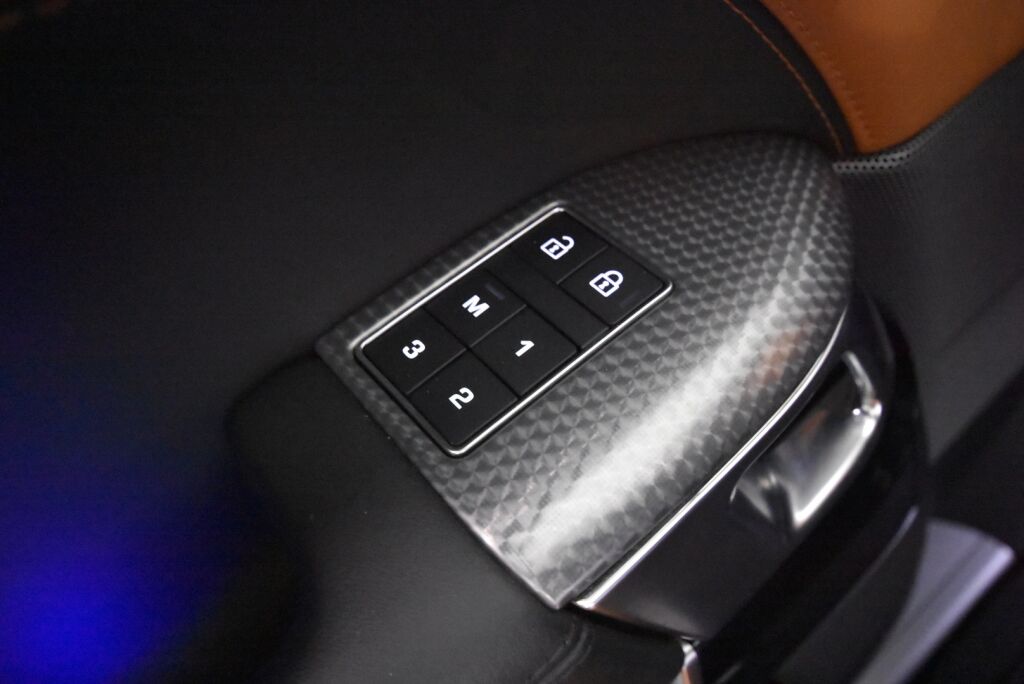 Land Rover Range Rover Sport 2022 P400e Plug-in Hybrid HSE Dynamic / Meridian  / Lasikatto /  Muistipenkit / Ilma-alusta /