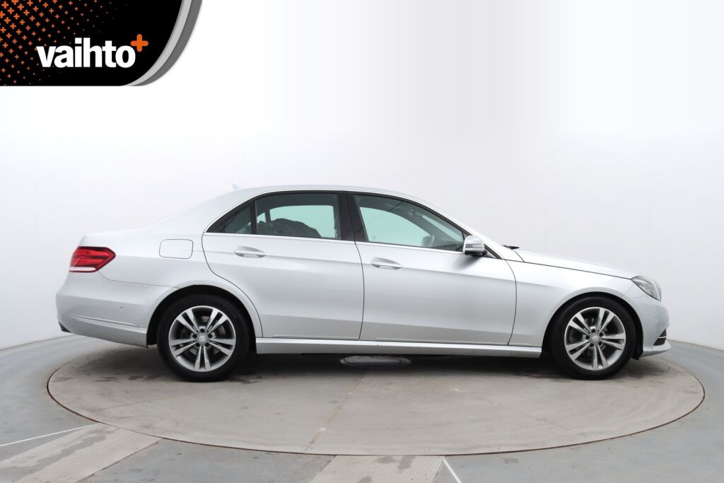 Mercedes-Benz E 2014 200 BE A / Lasikattoluukku / Navi / Xenon / Tutkat / Vakkari /