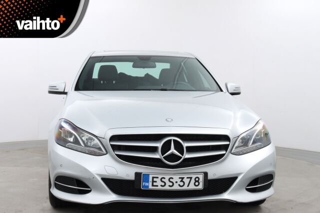Mercedes-Benz E 2014 200 BE A / Lasikattoluukku / Navi / Xenon / Tutkat / Vakkari /