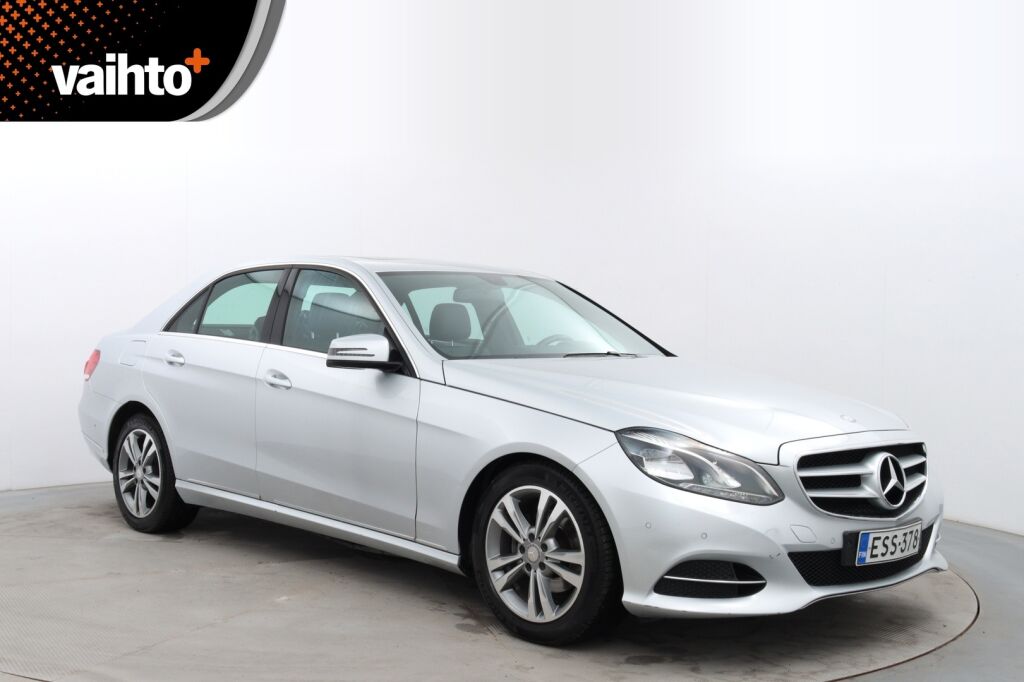 Mercedes-Benz E 2014 200 BE A / Lasikattoluukku / Navi / Xenon / Tutkat / Vakkari /