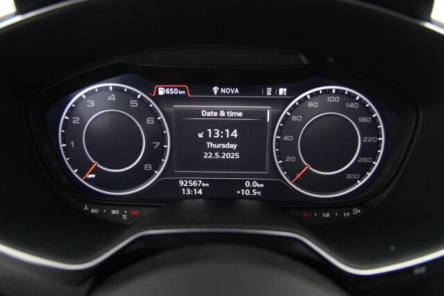 Audi TT 2017 Roadster 1,8 TFSI 132 kW S tronic / Virtuaalimittaristo / Xenon-valot