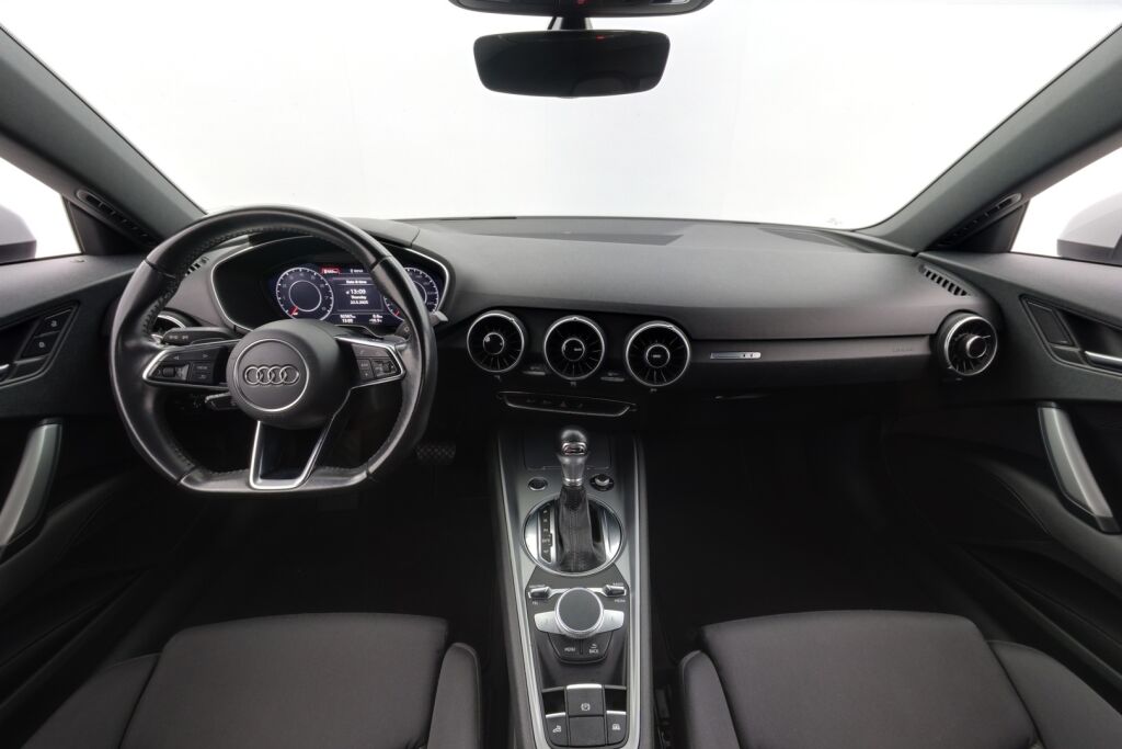 Audi TT 2017 Roadster 1,8 TFSI 132 kW S tronic / Virtuaalimittaristo / Xenon-valot