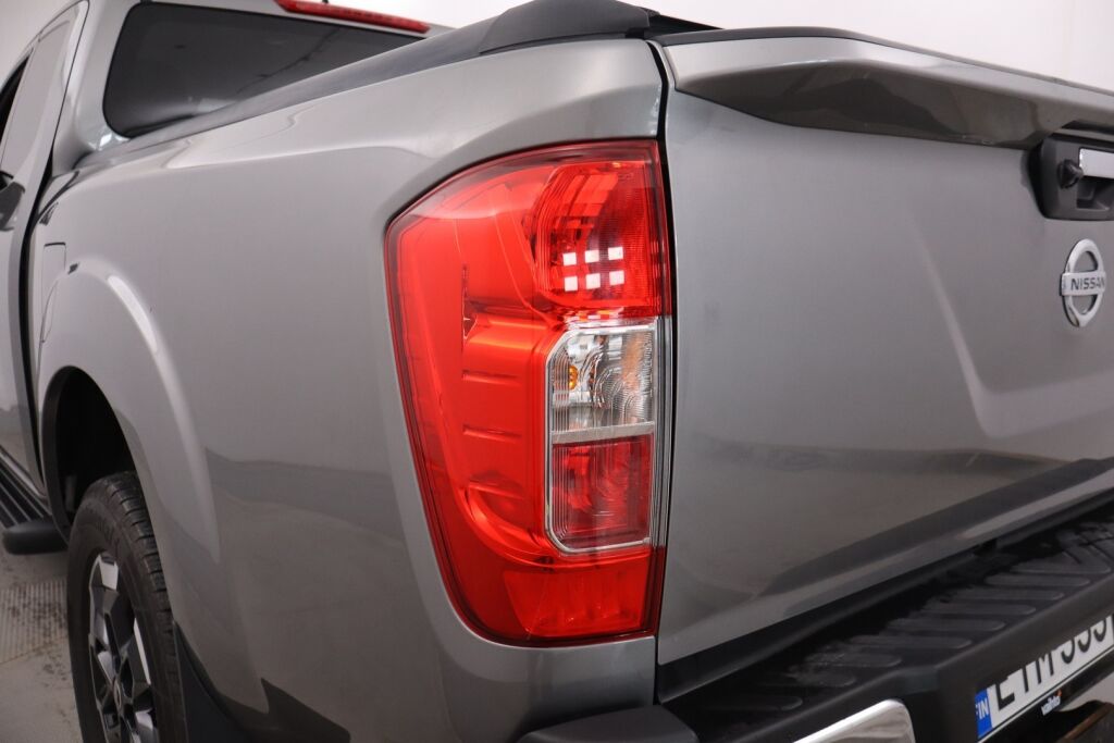 Nissan Navara 2021 King Cab 2,3 dCi 160hp MT N-Connecta, 2 seats DAB / ALV-vähennyskelpoinen / Koukku / P.kamera / Vakkari / Navi /