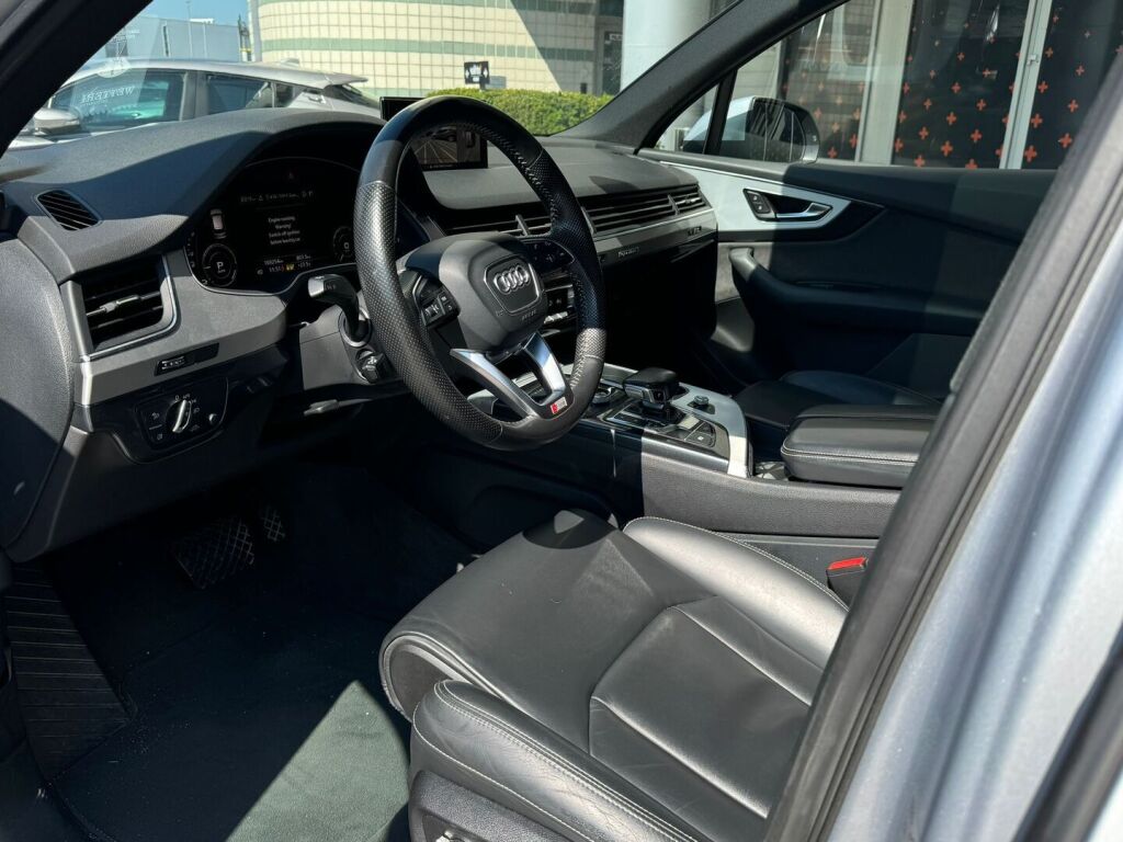 Audi Q7 2017 3,0 V6 TDI e-tron quattro tiptronic / Koukku / Panorama / Ilmajouset / Digimittari / Nahkat / 360° / S line sisäpaketti