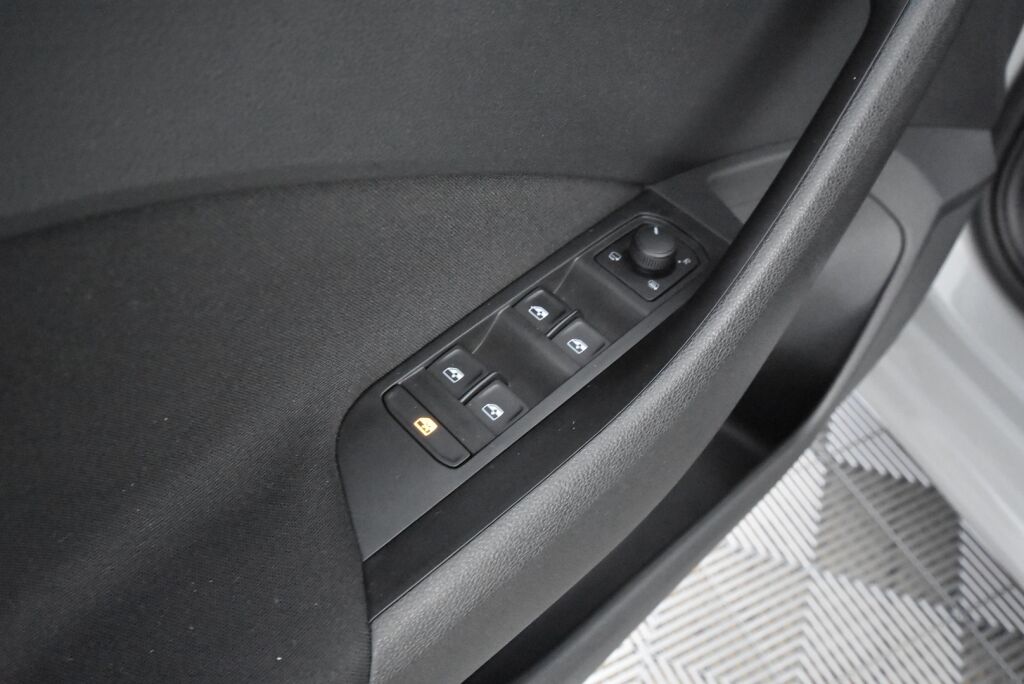 Skoda Scala 2021 1,0 TSI G-TEC Ambition / Led-ajovalot / Moottorinlämmitin / Apple carplay / Android auto