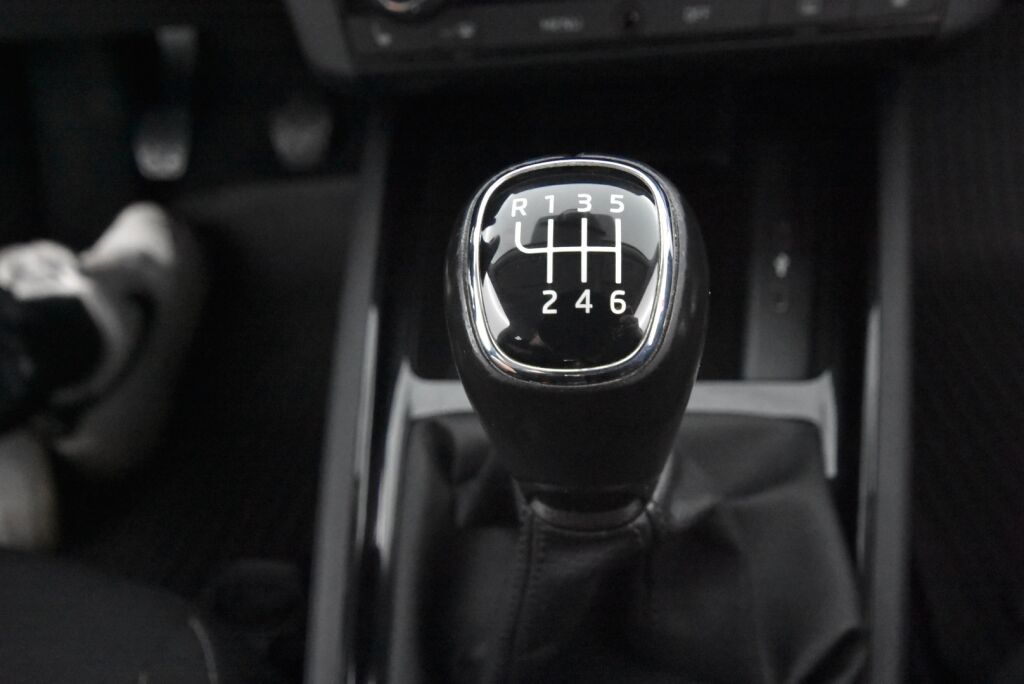 Skoda Scala 2021 1,0 TSI G-TEC Ambition / Led-ajovalot / Moottorinlämmitin / Apple carplay / Android auto