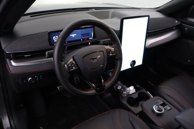 Ford Mustang Mach-E 2021 98kWh 351hv A1 AWD First Edition 5-ovinen B&O / 360° / Adapt. Vakkari / Navi / Nahat